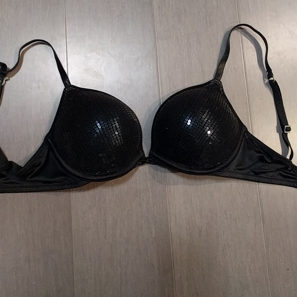 Pink Victoria's Secret Ultimate Push-up bra